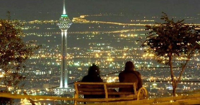 بام تهران یا مجموعه تفریحی توچال از دیدنی های معروف در تهران