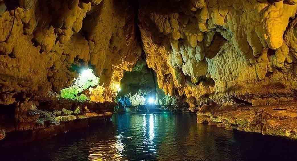 غار علیصدر همدان از شگفت انگیزترین غارهای آبی جهان