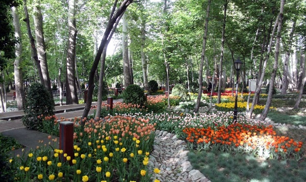 باغ لاله تهران