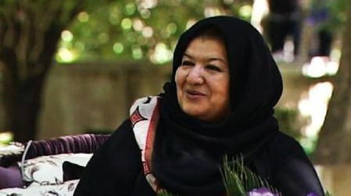 شرح حال فیلم ساز و تهیه کننده کرمانشاهی پوران درخشنده