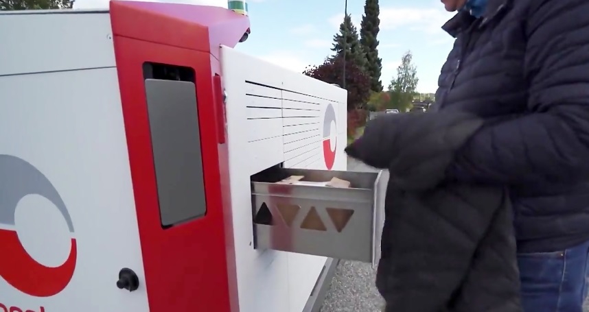 با ربات Posten صندوق پستی به درمنزل شما می آید