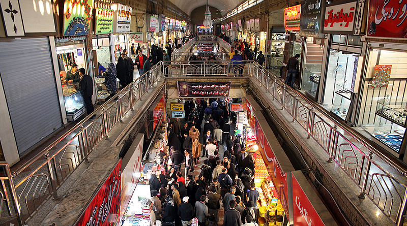 بازار رضا مشهد با طولی بیش از یک کیلومتر