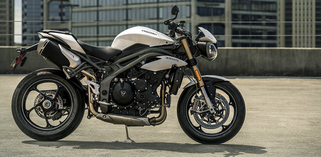نگاهی به نسل جدید موتور سیکلت تریومف اسپید تریپل