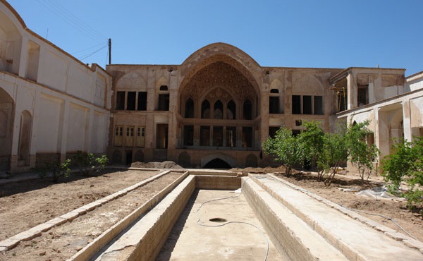 خانه تاریخی شریفیان کاشان