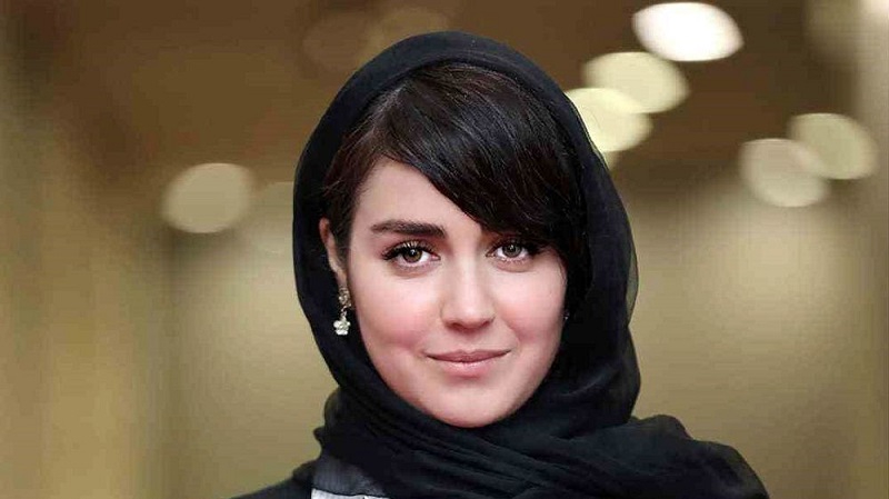 بیوگرافی و عکس های افسانه پاکرو هنرپیشه جذاب ایرانی