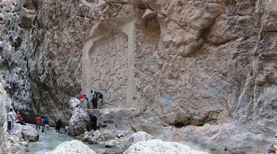 آثار تاریخی تنگه واشی در استان تهران